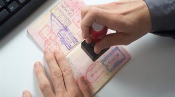 كيفية وشروط تحويل تأشيرة الزيارة إلى إقامة دائمة في السعودية 1446