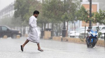 الدفاع المدني يناشد المواطنين بعدم الاقتراب من مجاري السيول وتجمعات المياه
