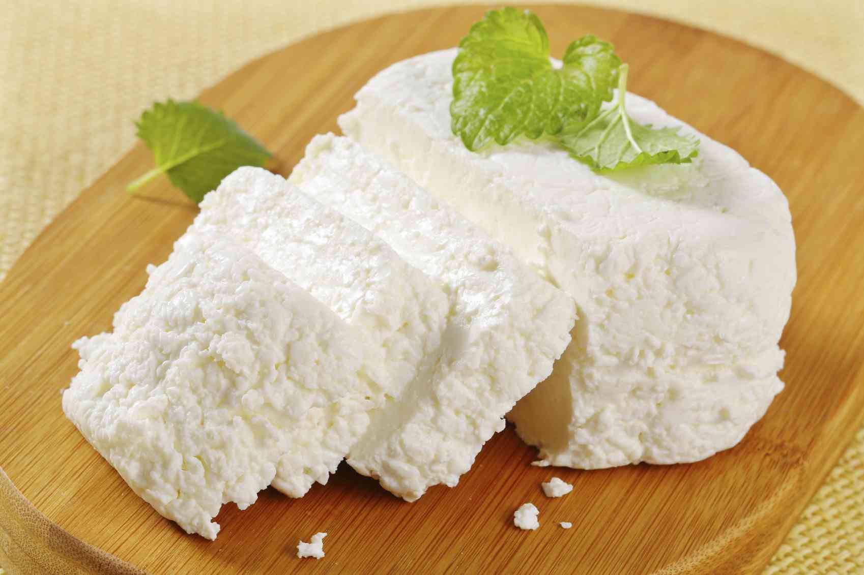 طريقة عمل الجبنة القديمة الفلاحي البيضاء بطريقة أجددنا