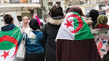 كيفية وشروط التسجيل في منحة المرأة الماكثة في المنزل بالجزائر| وأوراق التقديم 2024
